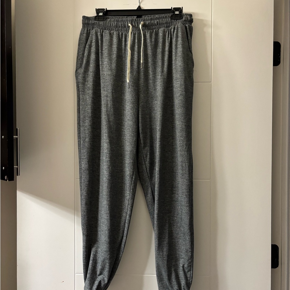 Zobha women’s large Jogger Pants